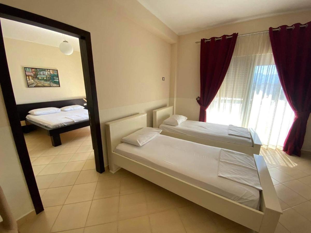 La Luna Hotel Ksamil Dış mekan fotoğraf